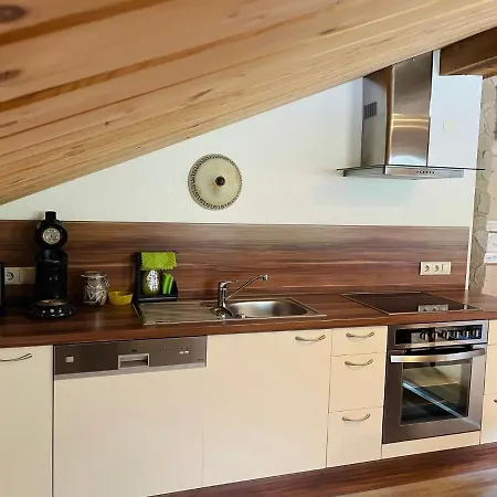 Uriges Alpen-apartment Stefan Juen See