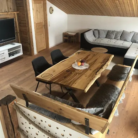 Uriges Alpen-apartment Stefan Juen *