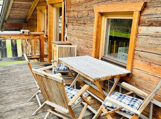 Uriges Alpen-apartment Stefan Juen