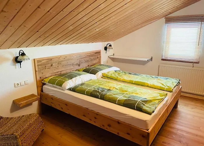 Uriges Alpen-apartment Stefan Juen アパート